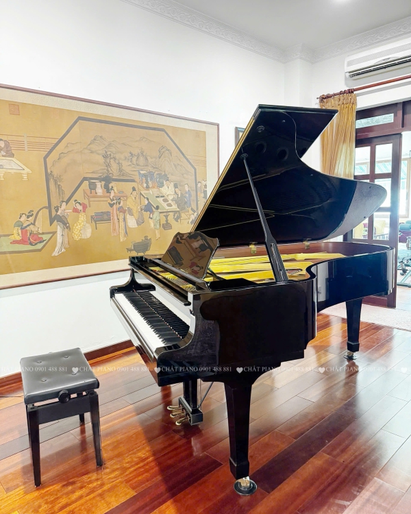 GRAND PIANO YAMAHA C7